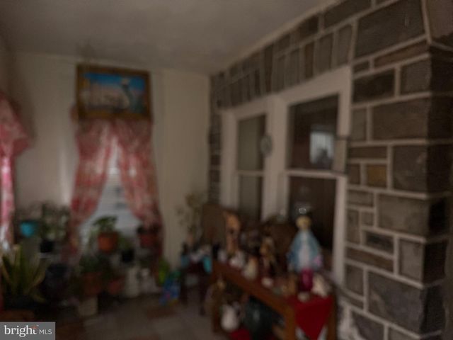 7119 GRAYS AVE, Philadelphia, PA 19142