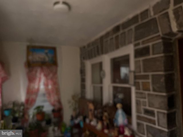 7119 GRAYS AVE, Philadelphia, PA 19142