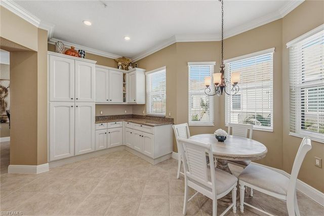 9224 Campanile CIR # 201, Naples, FL 34114