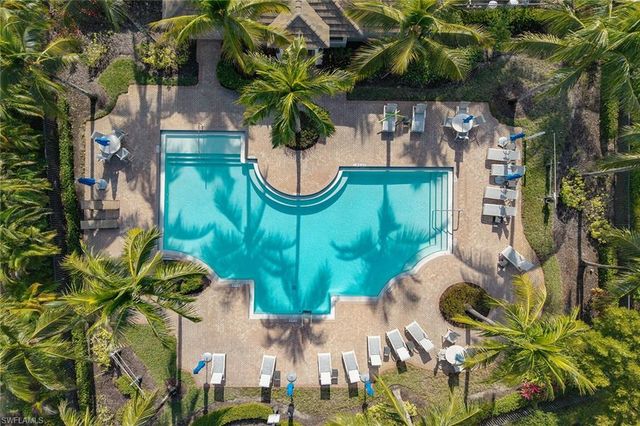 9224 Campanile CIR # 201, Naples, FL 34114