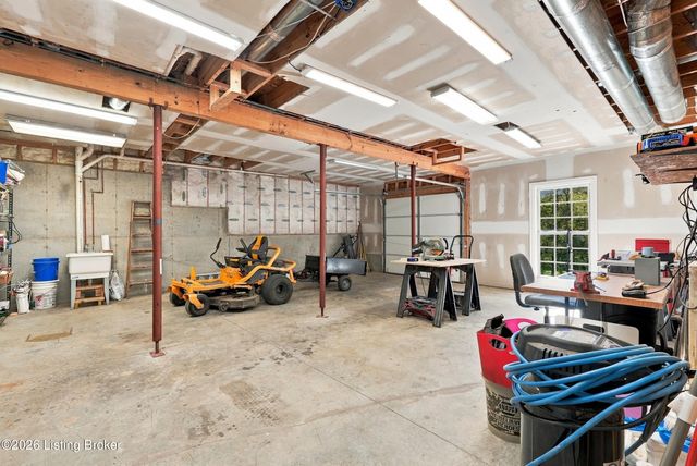470 River Park Blvd, Taylorsville, KY 40071