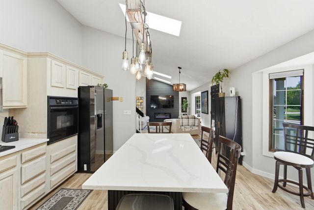 1801 W Cheyenne Court, Polk City, IA 50226