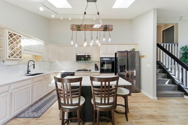 1801 W Cheyenne Court, Polk City, IA 50226