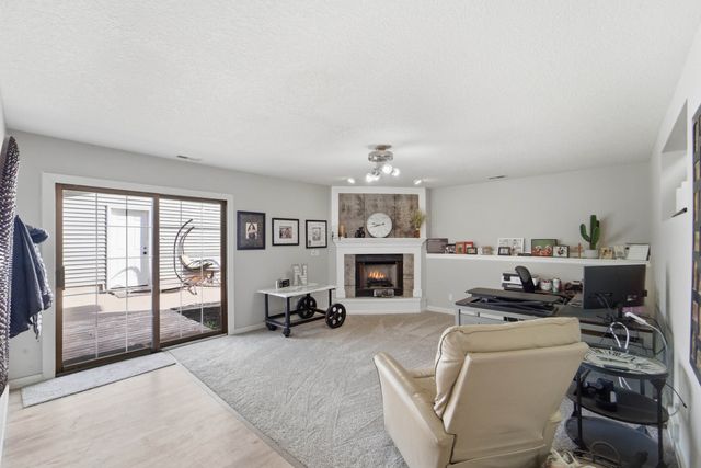 1801 W Cheyenne Court, Polk City, IA 50226