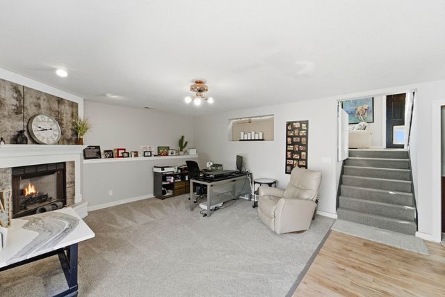1801 W Cheyenne Court, Polk City, IA 50226