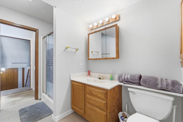 1801 W Cheyenne Court, Polk City, IA 50226