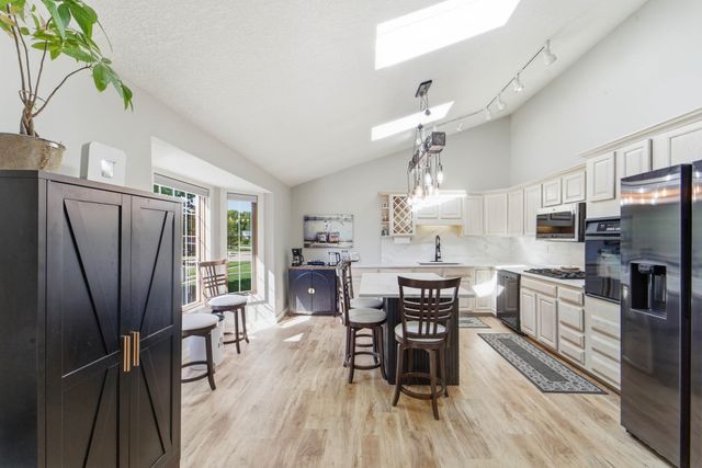 1801 W Cheyenne Court, Polk City, IA 50226