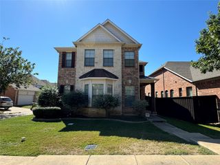 1466 Cambridge Drive, Lewisville, TX 75077