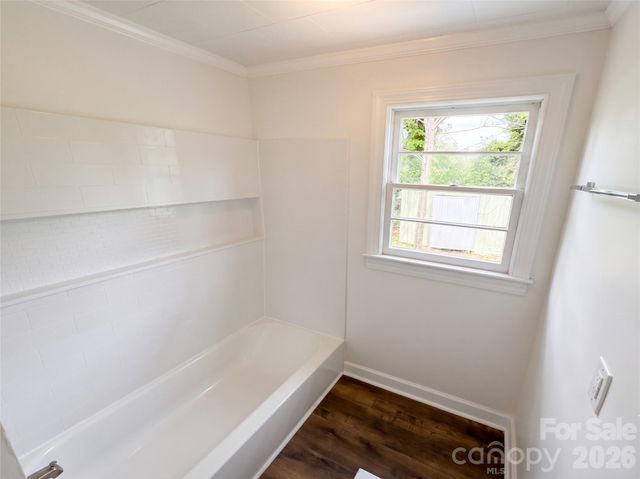 142 S Ervin Avenue, Newton, NC 28658