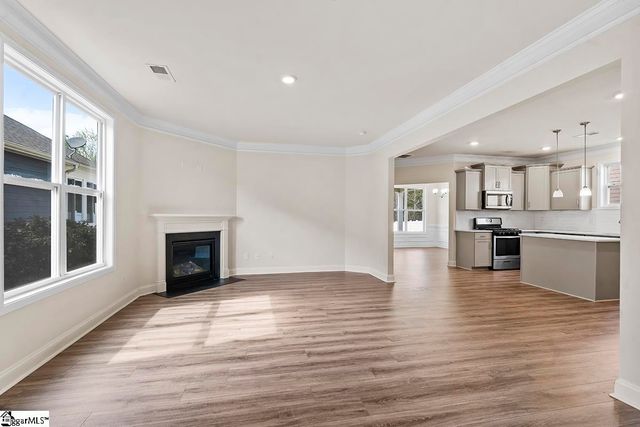 610 Raleighwood Lane, Simpsonville, SC 29681