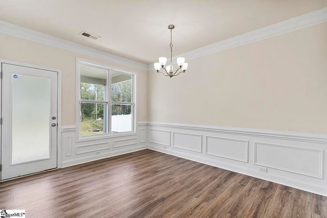 610 Raleighwood Lane, Simpsonville, SC 29681