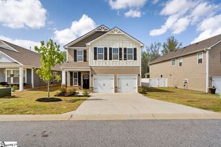 610 Raleighwood Lane, Simpsonville, SC 29681