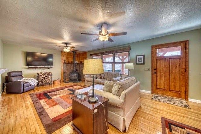 2912 Gribble Edwards Road, Hayesville, NC 28904