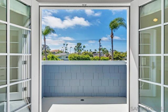 839 Pomona Avenue, Coronado, CA 92118