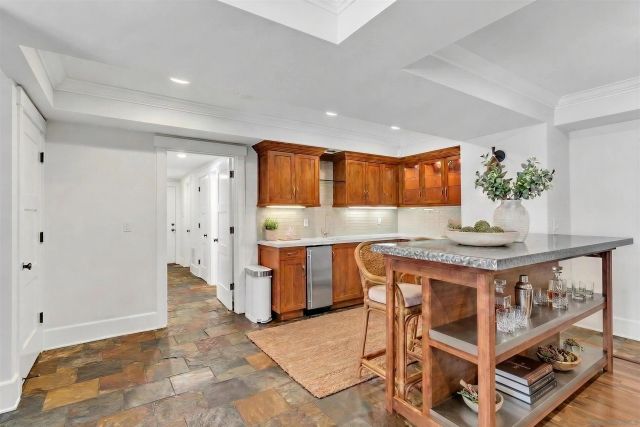 839 Pomona Avenue, Coronado, CA 92118