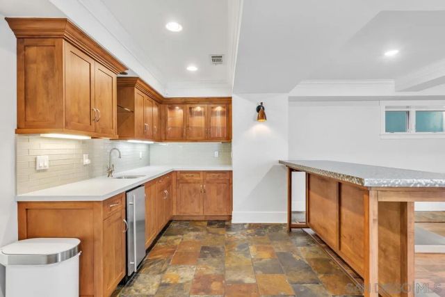 839 Pomona Avenue, Coronado, CA 92118
