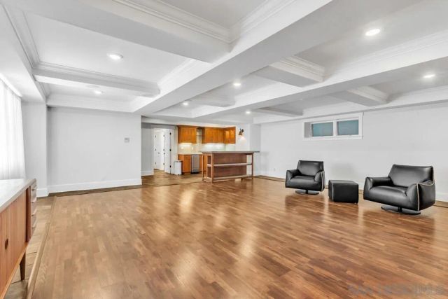 839 Pomona Avenue, Coronado, CA 92118