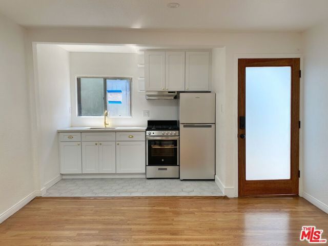 1150 Laveta Terrace, Los Angeles, CA 90026