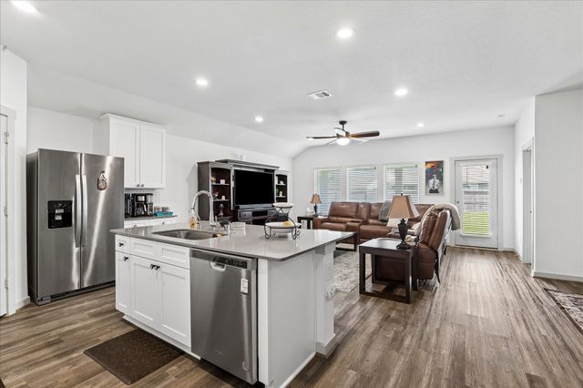 13911 Red River Drive, Baytown, TX 77523