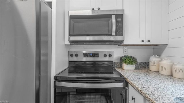 2802 Magnolia ST, Portsmouth, VA 23704