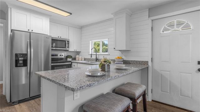 2802 Magnolia ST, Portsmouth, VA 23704