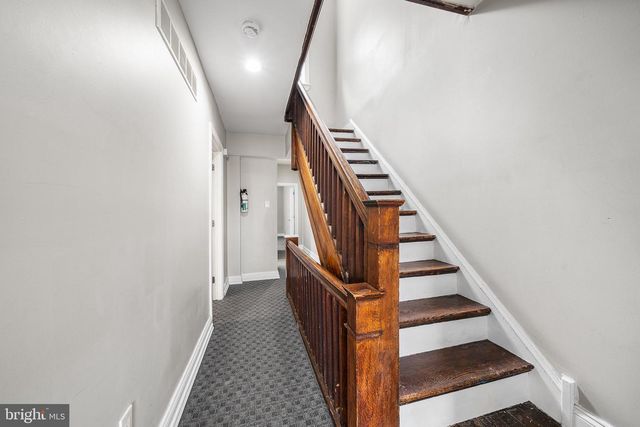 619 S 42ND ST, Philadelphia, PA 19104