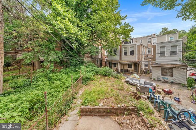 619 S 42ND ST, Philadelphia, PA 19104