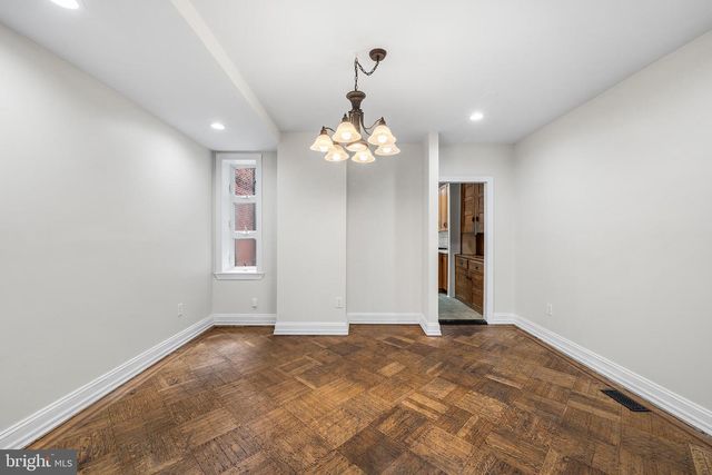 619 S 42ND ST, Philadelphia, PA 19104