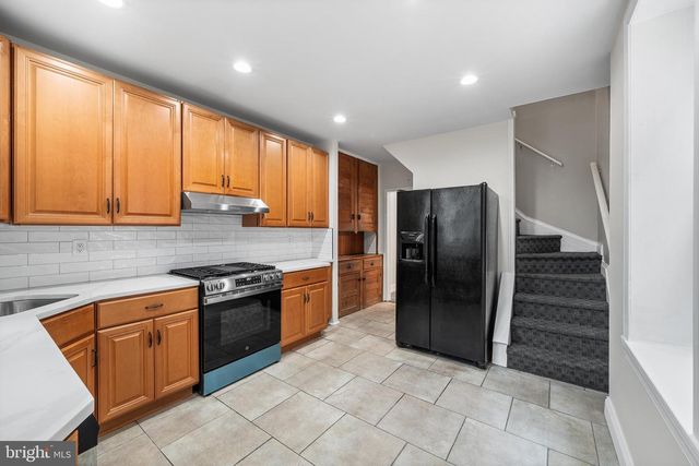 619 S 42ND ST, Philadelphia, PA 19104