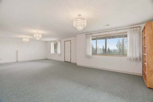 5432 S Quail Ridge Cir, Spokane, WA 99223