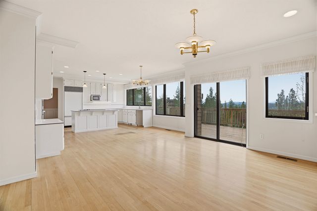 5432 S Quail Ridge Cir, Spokane, WA 99223