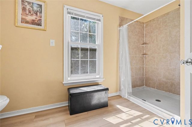 4103 Kings Gate Rd, Chester, VA 23831