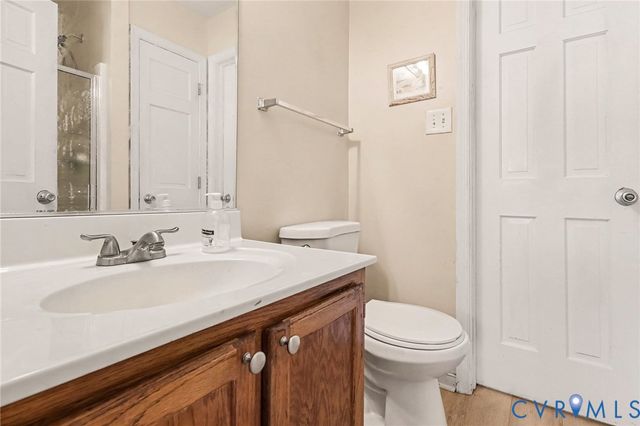 4103 Kings Gate Rd, Chester, VA 23831