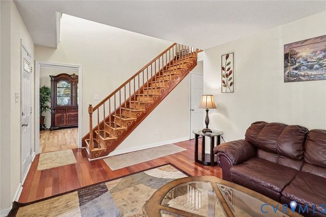 4103 Kings Gate Rd, Chester, VA 23831