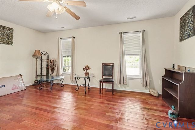 4103 Kings Gate Rd, Chester, VA 23831