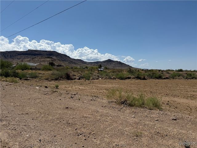 2.85 Ac Shipp Drive, Golden Valley, AZ 86413