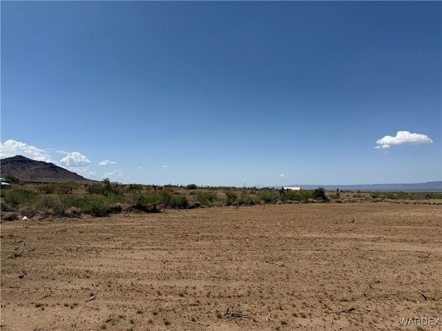 2.85 Ac Shipp Drive, Golden Valley, AZ 86413