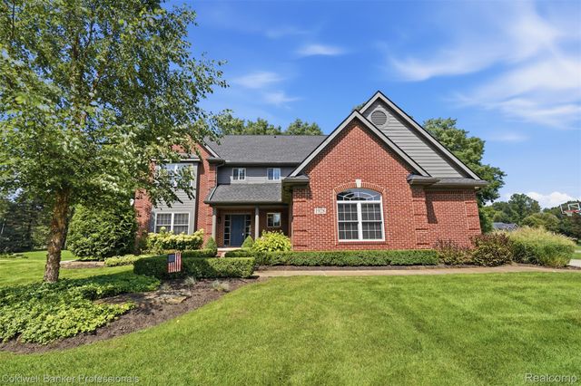 1928 Tranquil Court, Commerce Charter Township, MI 48390