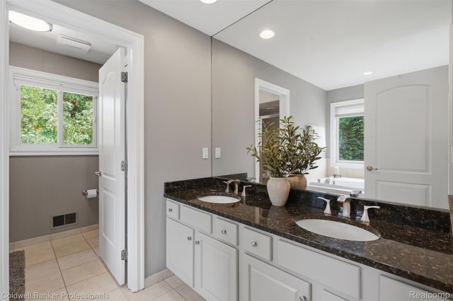 1928 Tranquil Court, Commerce Charter Township, MI 48390