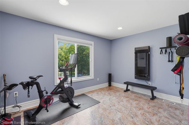 1928 Tranquil Court, Commerce Charter Township, MI 48390