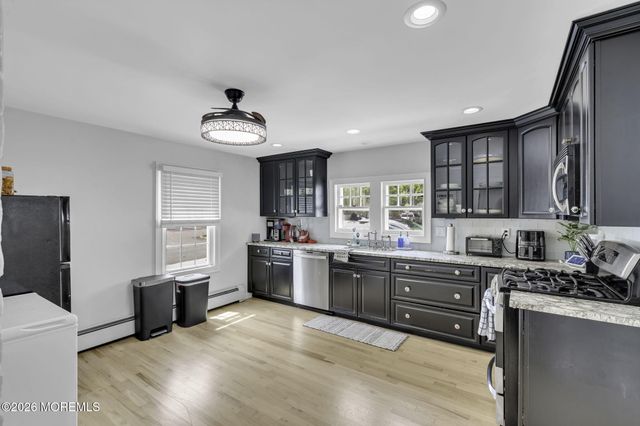 125 Broad Street, Eatontown, NJ 07724