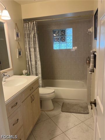 17550 Fan Palm CT, North Fort Myers, FL 33917