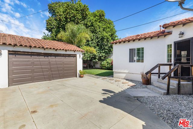 605 S Sloan Avenue, Compton, CA 90221