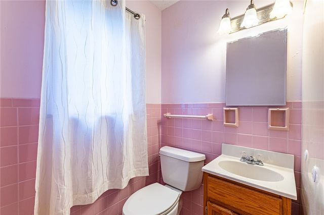 241 Shorewood Drive, Webster, NY 14580
