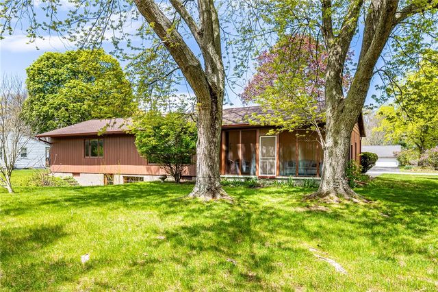 241 Shorewood Drive, Webster, NY 14580