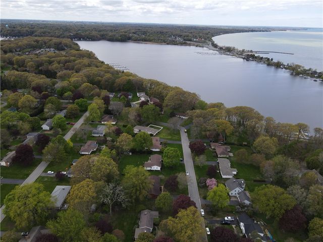 241 Shorewood Drive, Webster, NY 14580