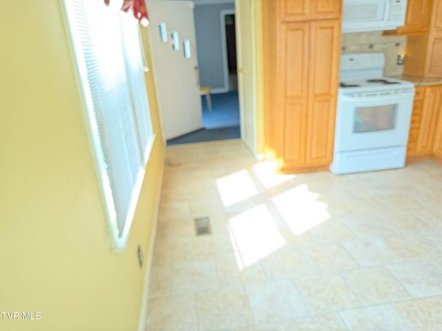 345 Monroe Street, Bristol, VA 24201