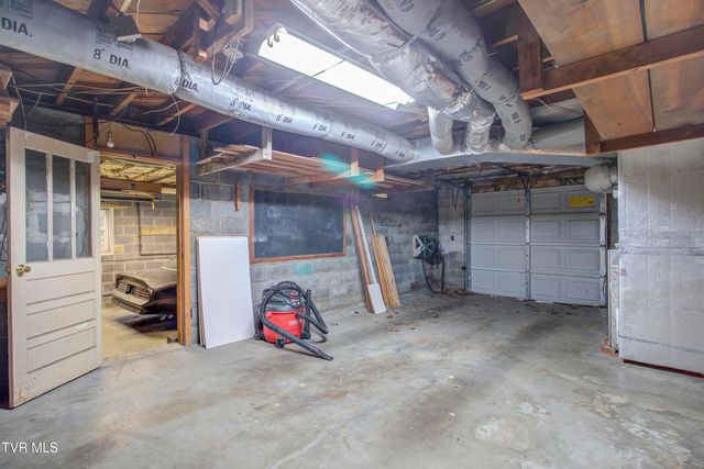345 Monroe Street, Bristol, VA 24201