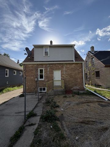 4706 57th STREET, Milwaukee, WI 53218