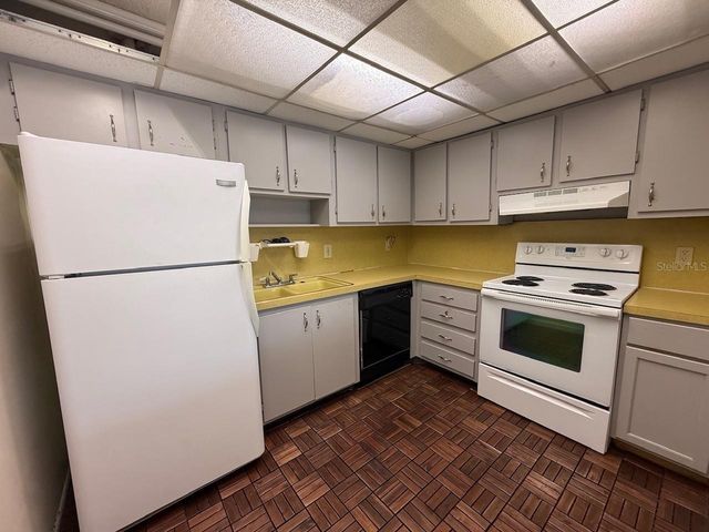 895 PARK LAKE CIRCLE 75, Maitland, FL 32751